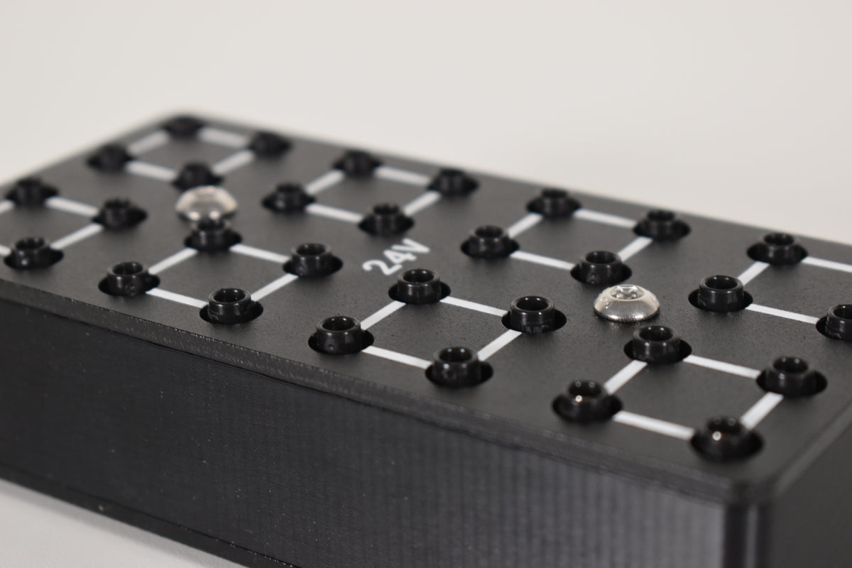 Buchsenplatte 4mm modulares Stecksystem