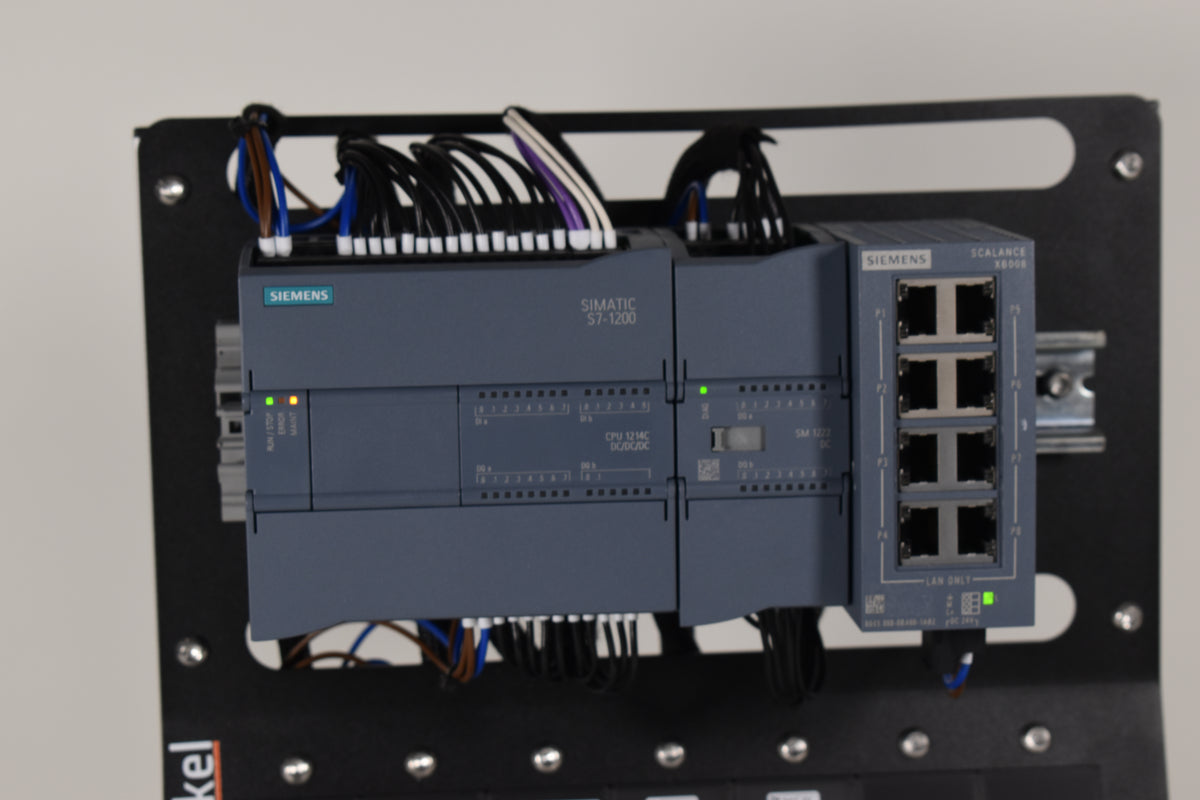 Siemens S7-1200 SPS-Station